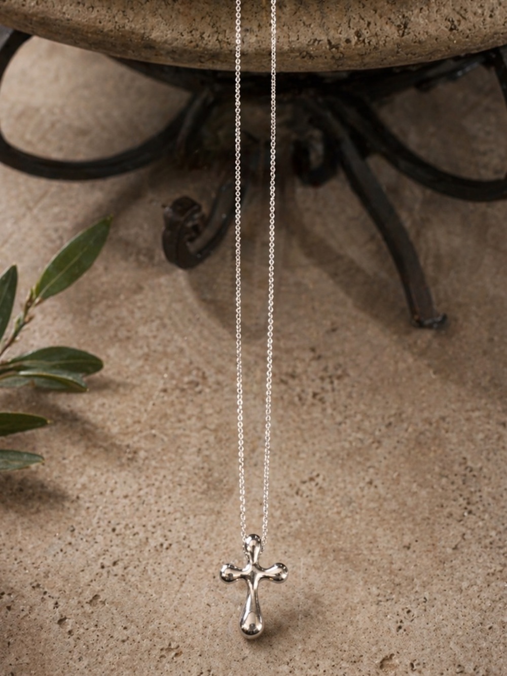 Authentic Tiffany & Co Sterling Silver Cross Pendant Necklace 16 inch